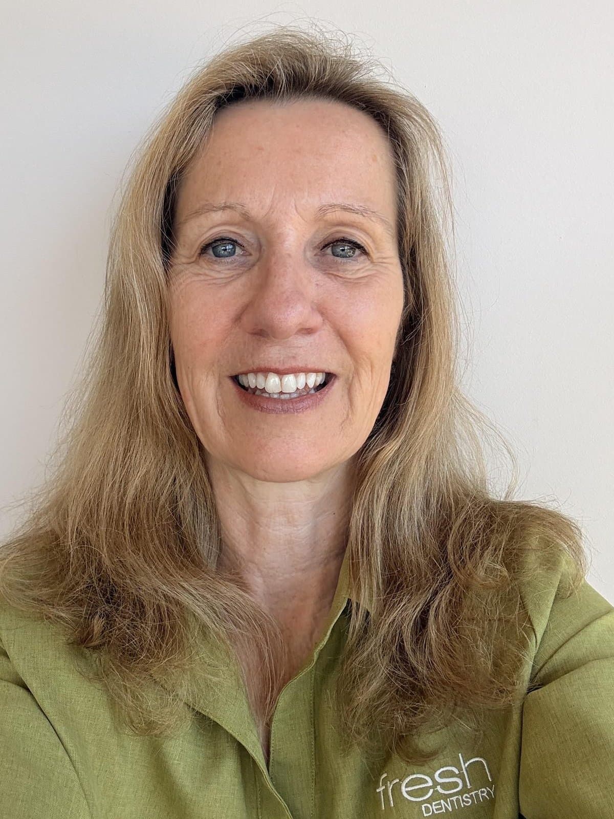 Dr Caitlin Oakley at Fresh Dentistry